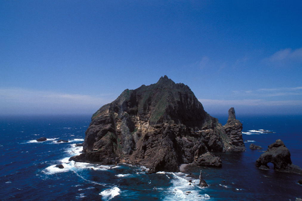 > 宣传 > 独岛图片  全部 独岛全景 独岛生态 独岛风景 title date 20